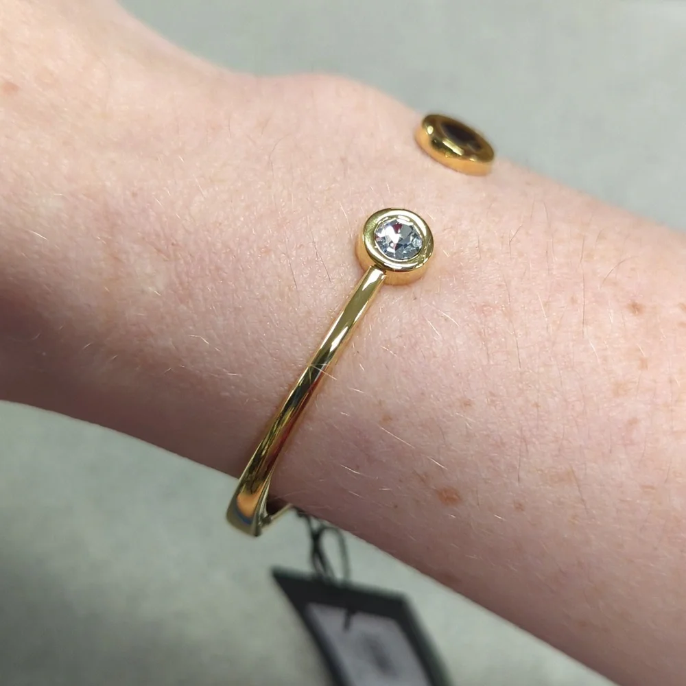 Kate Spade Spot The Spade Open Hinge Bangle Bracelet NEW - Picture 6 of 6